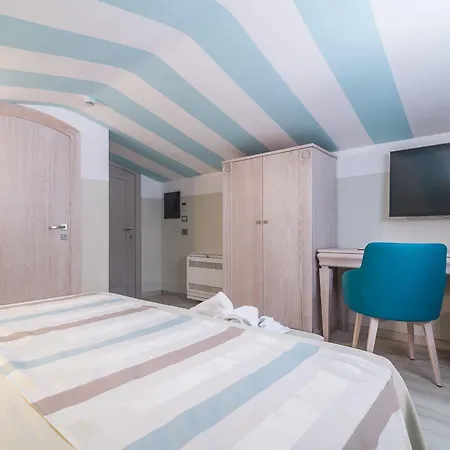 Hotel L'ambasciata De Charme 3*